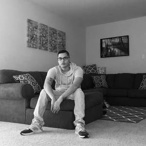 Meet your Posher, Alex